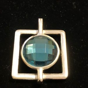 Lia Sophia pendant